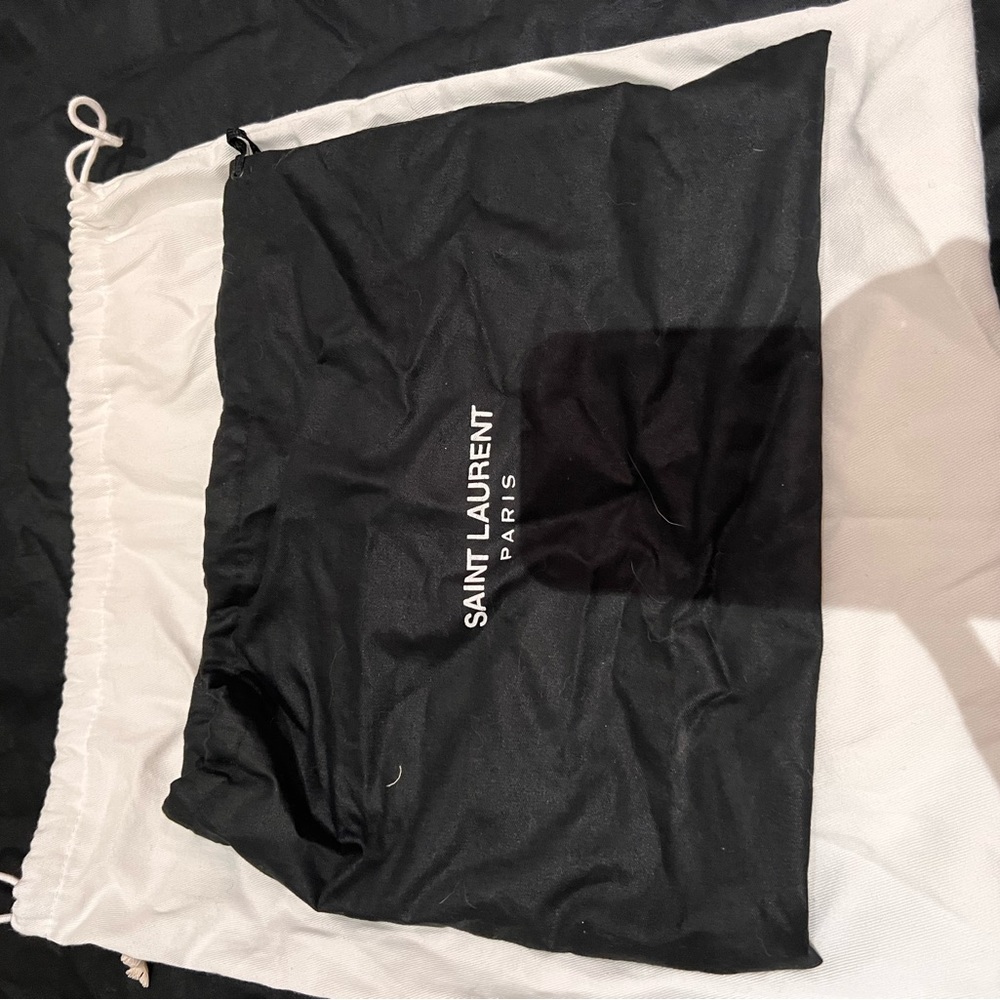 Total Bundle listed in long description for buyer - 75 total